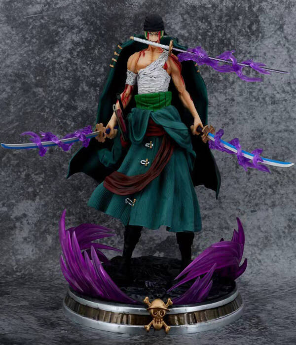 Standing Bloody Zoro 34 cm