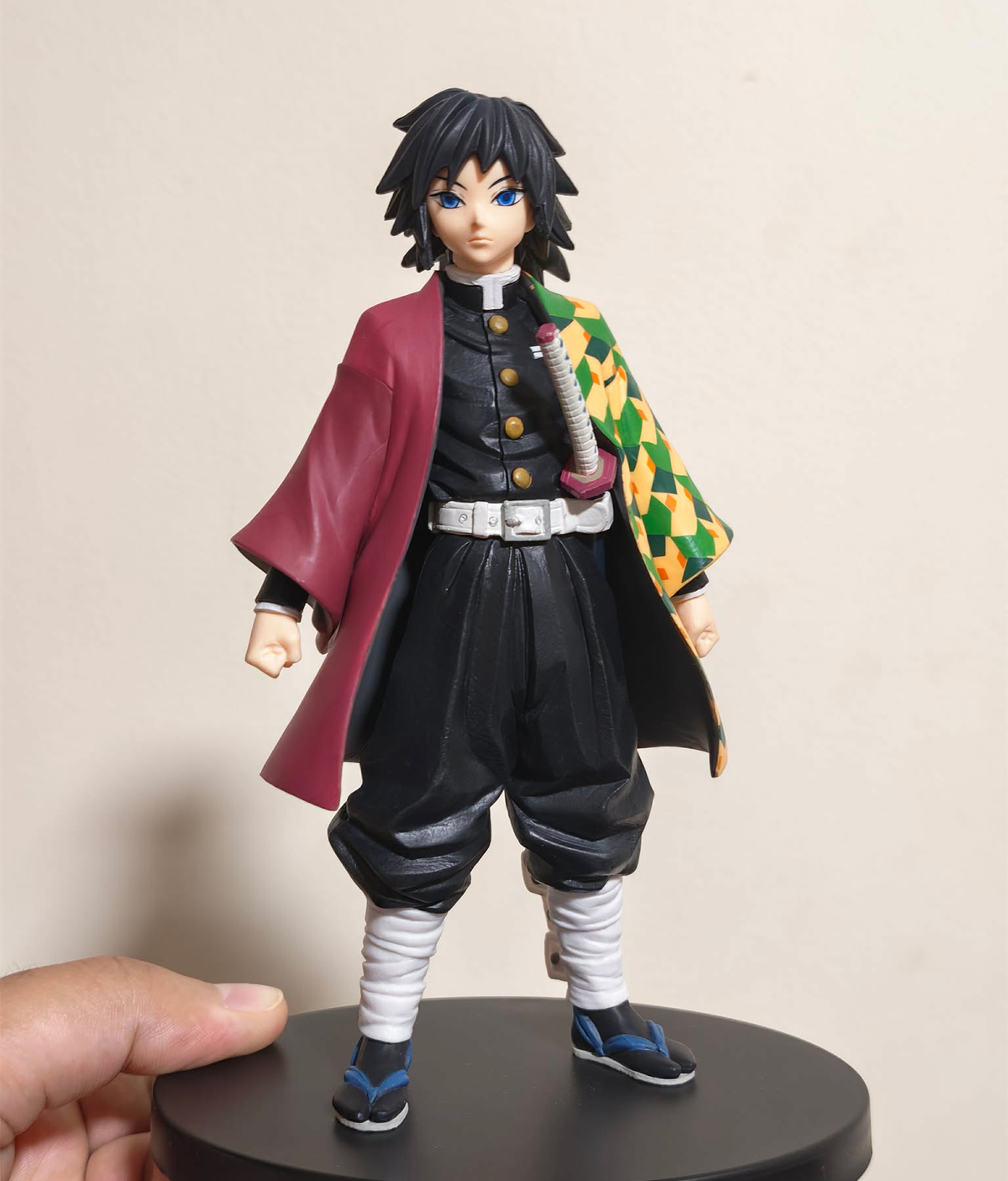 Banpresto Demon Slayer Giyu Tomioka Figure - Image 2