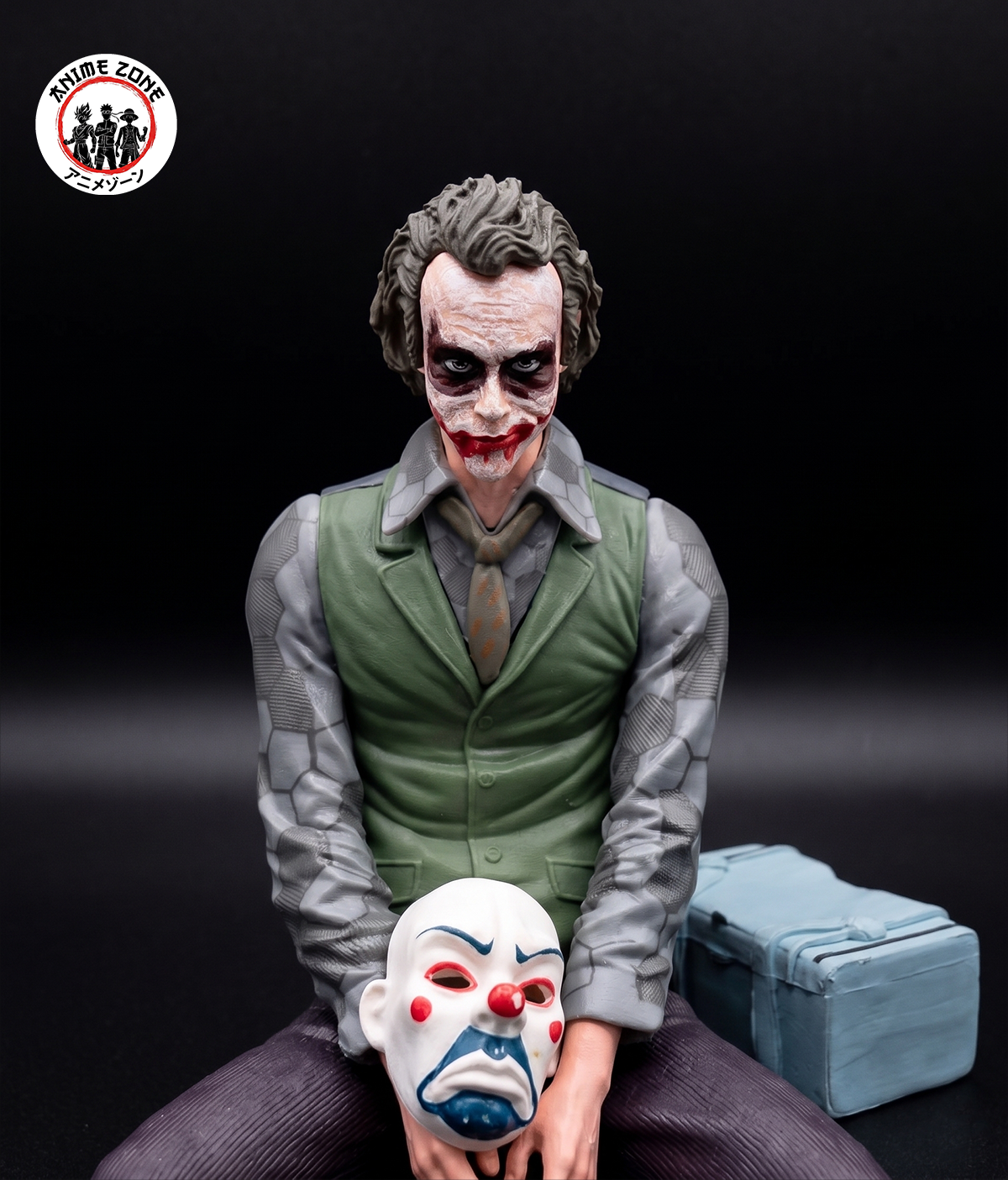Heath Ledger Unforgettable Smile 23cm – Joker Sitting Model - Figure - Image 2