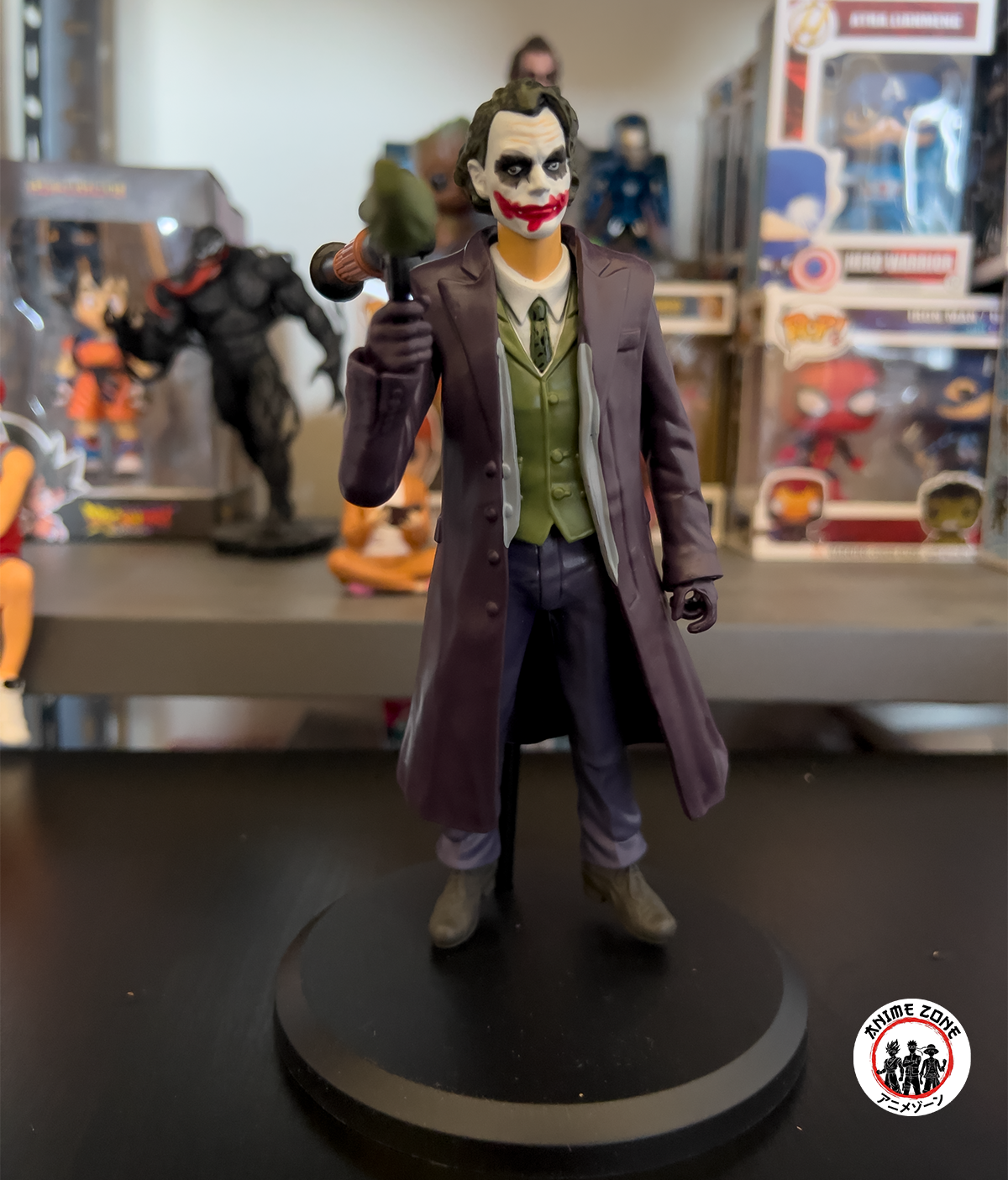 Joker Figure and Rocket Launcher - Image 3